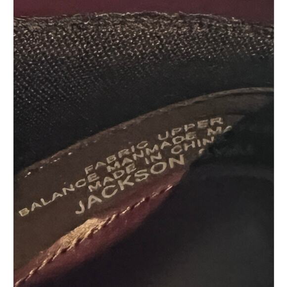 Violet & Red Womens Sz 8.5 Jackson Lazer Cut Topline Bootie Burgundy NEW - Picture 3 of 11
